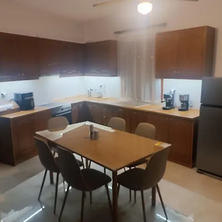 Aura Ionis Spacious House With Amazing Views Vakantiehuis *
